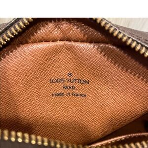 Louis Vuitton Crossbody